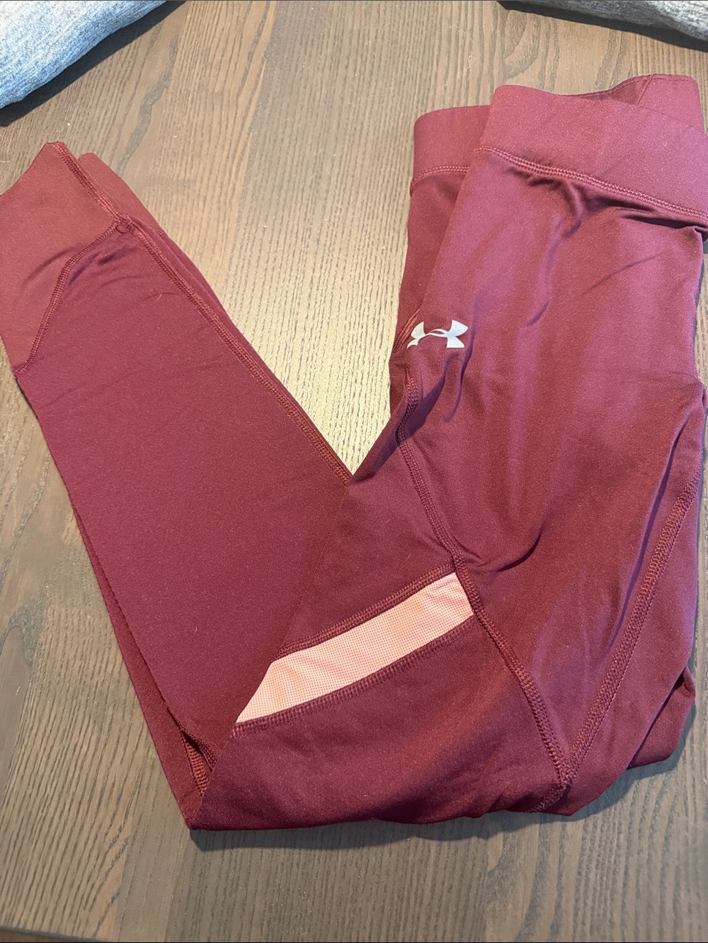 Under Armour women’s' Maroon Athletic Leggings with Pink Mesh Accent